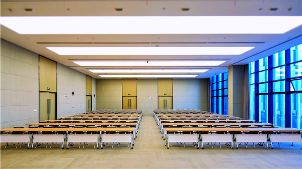 1611018627462483AXFf.jpg 大會議室.jpg