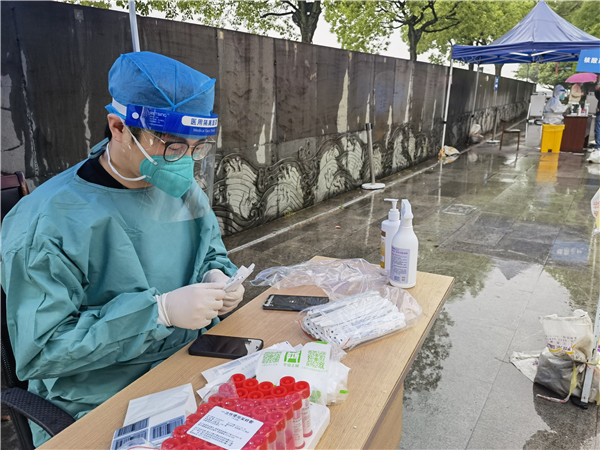 1658976575119331eFsh.jpg 張濤.jpg