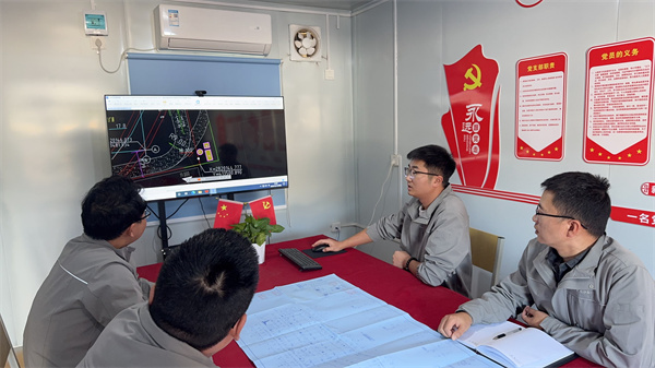 1734072271594303dvAX.jpg b131ed99a9ce549416190e123bea05f.jpg