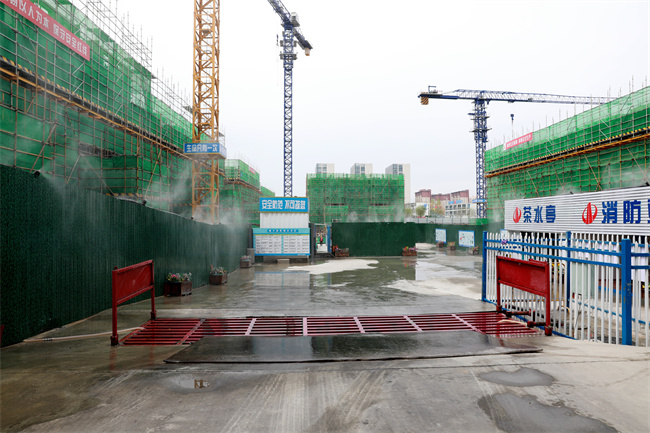 1744249205394757GKLL.jpg 智能圍擋噴淋按需補(bǔ)水-1.jpg